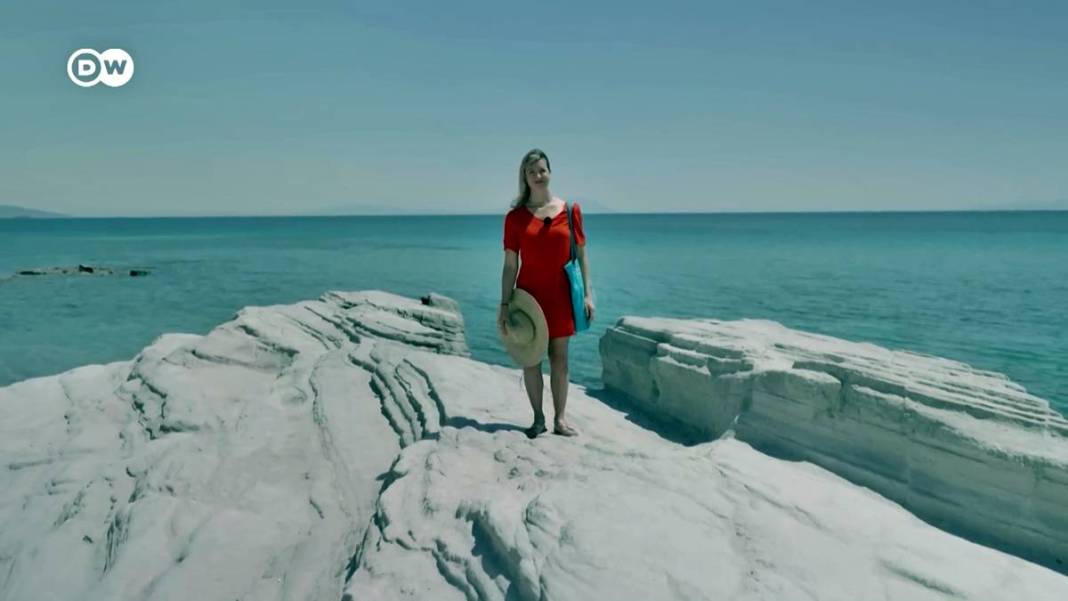 ABD'li gezgin, Ege'de gördüklerine inanamadı! Video çekip tüm dünyaya duyurdu 1